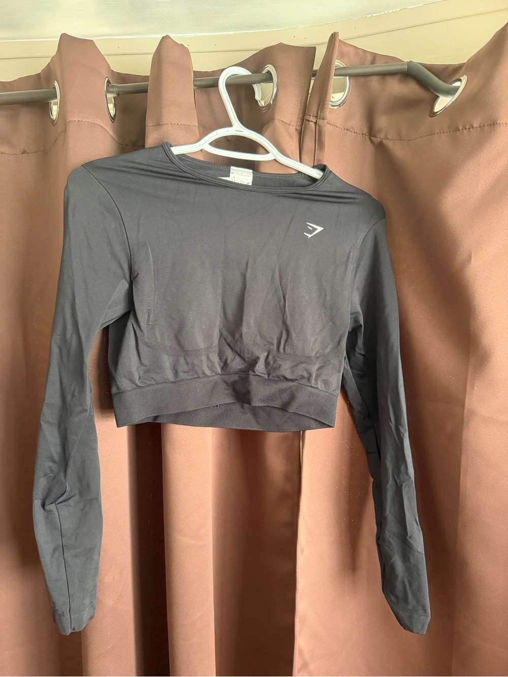 Gymshark Black Long Sleeve Cropped Workout Top